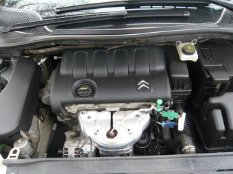 Citroen C4 16 ventil 1 maji nejetý v zimě - 7