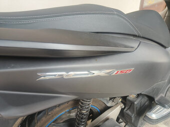 Honda PCX 150 r.v.2016, najeto pouze 15tis. km - 7