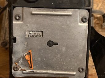 Volkswagen Passat B6 Xenonová světla - 7