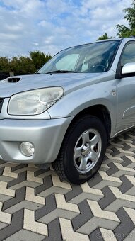 TOYOTA RAV4 2.0D4D 85kw 4x4 - 7