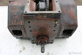 Zetor 7711 7745 diferenciál rozvodovka - 7