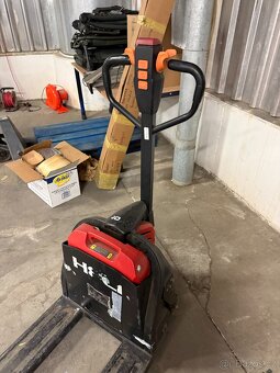 Elektrický paletový vozík (elektrický paleťák) - 7