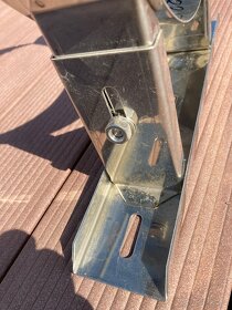 NEREZOVÁ stěnová objímka -nástavná , ø 225mm. - 7