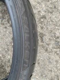Falken 225/30 R20 - 7