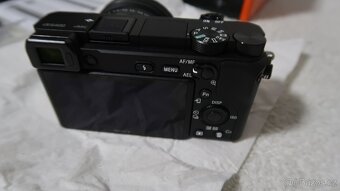 Sony A6400 + 16-50 PZ - 7