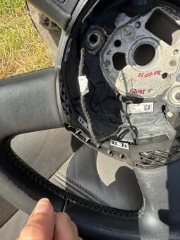 Volant Audi a4 b8 - 7