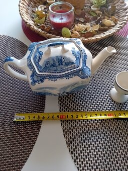 Anglický porcelán- konvice a 4 stojany na vejce - 7