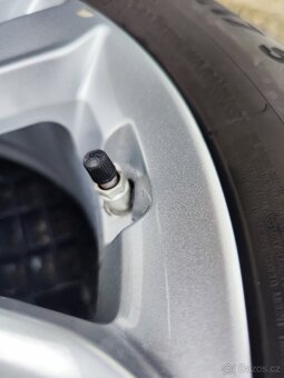 Alu sada =5x114,3= original KIA =s pneu =225/60 R17 - 7