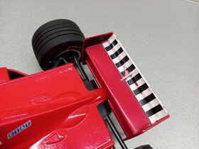 F1 FERRARI F310B MICHAEL SCHUMACHER MINICHAMPS 1:18 - 7