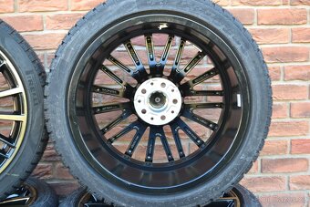 5x112 R19 Zimní sada originál BMW 5 G30 / G31 - 7