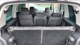 VW Touran 2.0 TDI, DSG, 7mist - 7