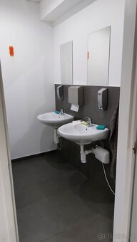 Pronájem kanceláře - 7