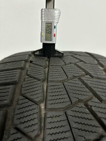Zimní pneu Continental 275/40R22 - 7