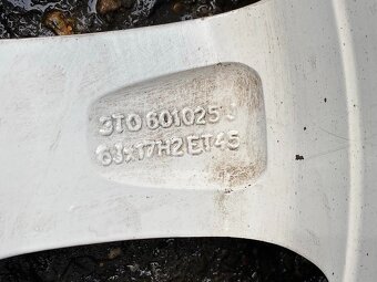 Original ALU kola Škoda 17" 6J ET45 + zimní pneu 225/45/R - 7
