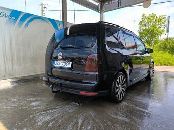 Volkswagen Touran 2.0tdi 103 kW + chip cca 128 kw - 7