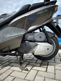 skútr Yamaha SE06 – 125 ccm (nepojízdný, na značkách) - 7