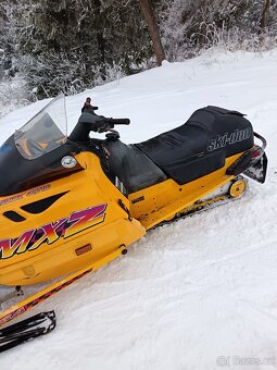 Snezny skúter Sky doo MXZ 670 - 7