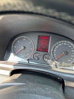 Vw Touran 2.0 tdi 103kw - 7