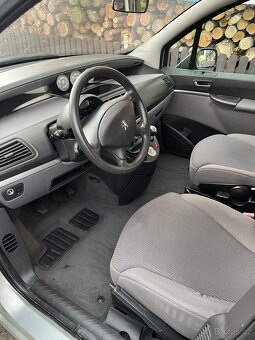Peugeot 807 - 7