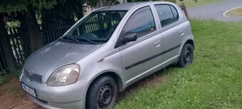 Toyota Yaris - 7