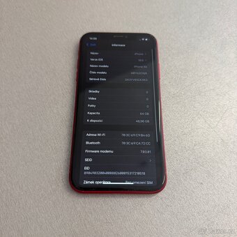 iPhone XR 64GB červený, 12 měsíců záruka - 7