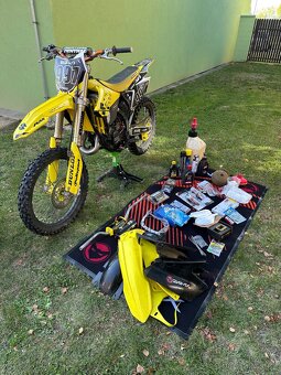 Suzuki RM 125 2t - 7