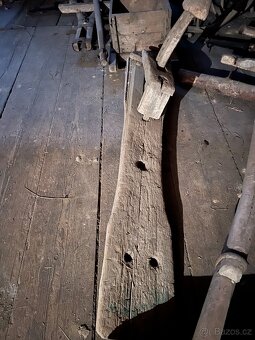 Starožitnosti ze statku - 7