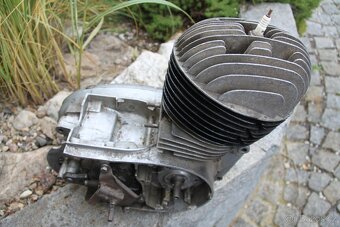 motor ČZ 250/455 jednovýfuk - 7