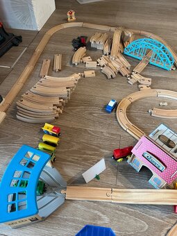 Dřevěná vláčkodráha - elektrická mašinka - 7