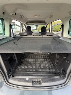 Prodám Ford Tourneo Courier 1,0 Ecoboost - 7