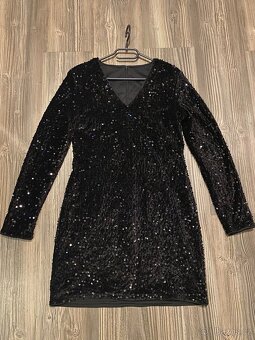 Černé šaty s flitry - 7