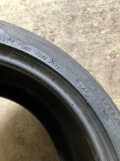 Pneu Michelin 245/40/17 - 7