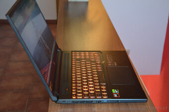 Acer Nitro V 16 Ryzen 7/16GB/SSD 1TB/RTX4060 - 7