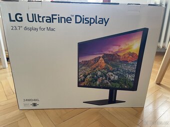 LG UltraFine 4K - LG 24MD4KL-B - 24" - 7