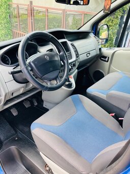 Renaul Trafic 2.0 Dci ,TOP STAV, 2x soupacky, 9 míst - 7