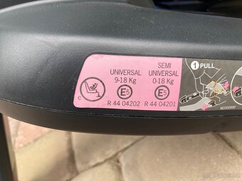 Autosedačka BeSafe iZi combi x4 isofix 9-18 kg - 7