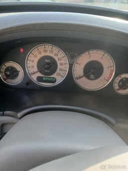 Chrysler Grand Voyager 2.5 CRD - 7
