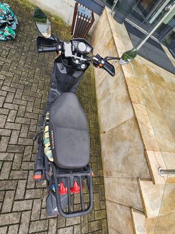 Skútr Kentoya Hammer II 125cc – 6 450 km, nová baterie - 7