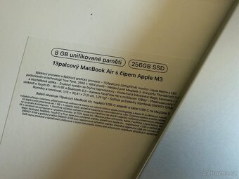 MacBook AIR M3 13 palců 8gb ram / 256ssd CZ 15měs. Záruka - 7
