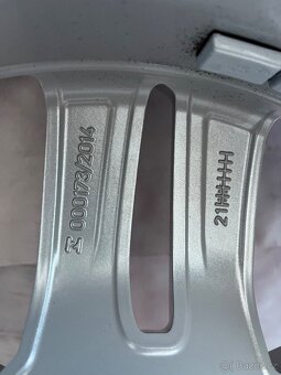 Originální Alu audi 225/50/17 7Jx17H2 ET42 audi A4/S4 - 7