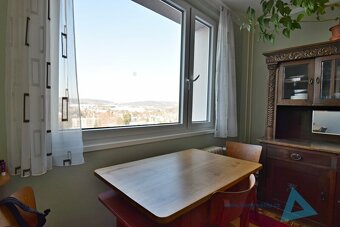 Prostorný byt 5+1 v Nové Pace – ideální pro rodinné bydlení. - 7