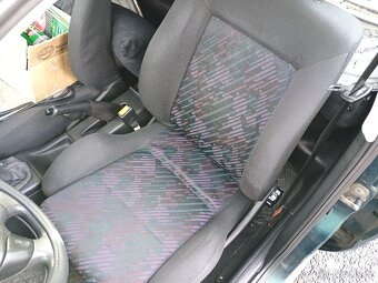 Golf 3, 1.8i 66kw Avenue - 7