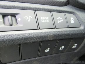 HYUNDAI SANTA FE 2.2 CRDi 147kw 4x4  r.v.2016 ČR.139 000km. - 7