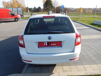 Škoda Octavia Combi 2.0 TDi Elegance, 103 kW, Klima - 7