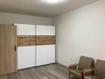 Pronájem bytu 3+1 ve Znojmě, byt 3+1, balkon Riegrova Znojmo - 7