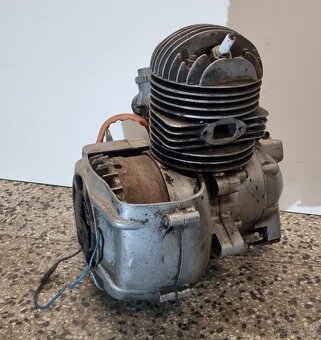 Manet S 100 - motor - 7