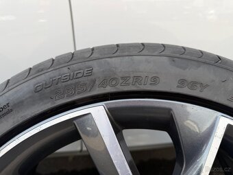 Prodám alu vega +pneu - 7