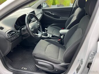 Hyundai i30 1.6 CRDI SMART ČR NOVÉ - 7