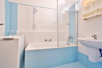 Pronájem prostorného bytu 2+kk s balkonem, 63 m² – Olomouc, - 7