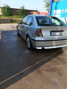 BMW - 7